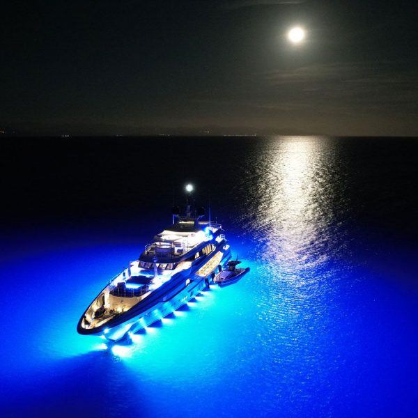 Benetti yacht at night with Lumishore underwater lighting